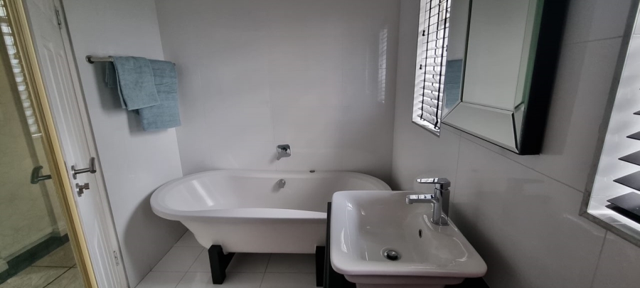 3 Bedroom Property for Sale in Nahoon Valley Park Eastern Cape